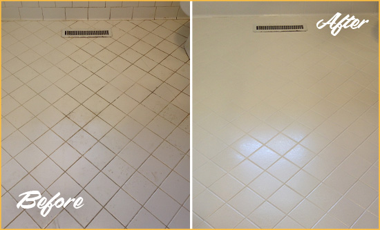 Before and After Picture of a Carolina Beach White Bathroom Floor Grout Sealed for Extra Protection